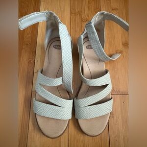 Dr. Scholl's Textured Cream Sandals